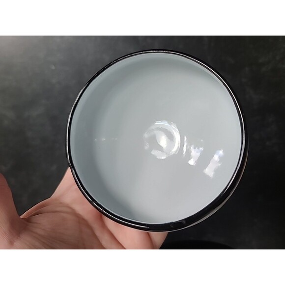 Red Snowflake White Tea Kettle - Picture 10 of 10